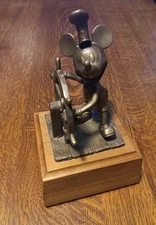 Disney Bill Toma Steamboat Willie Mickey Bronze Statue Figurine