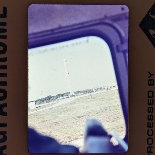 Cabo Cañaveral FL 1972 cohete desconocido 35 mm foto diapositiva Kennedy Space Center D3