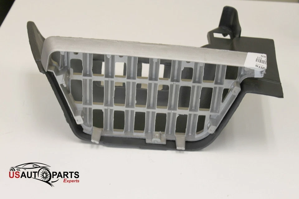 SANWA - Plate Step RH Replacement FOR ISUZU NPR NPR-HD NQR NRR 4.8L 2004-2007 - Image 3 of 3