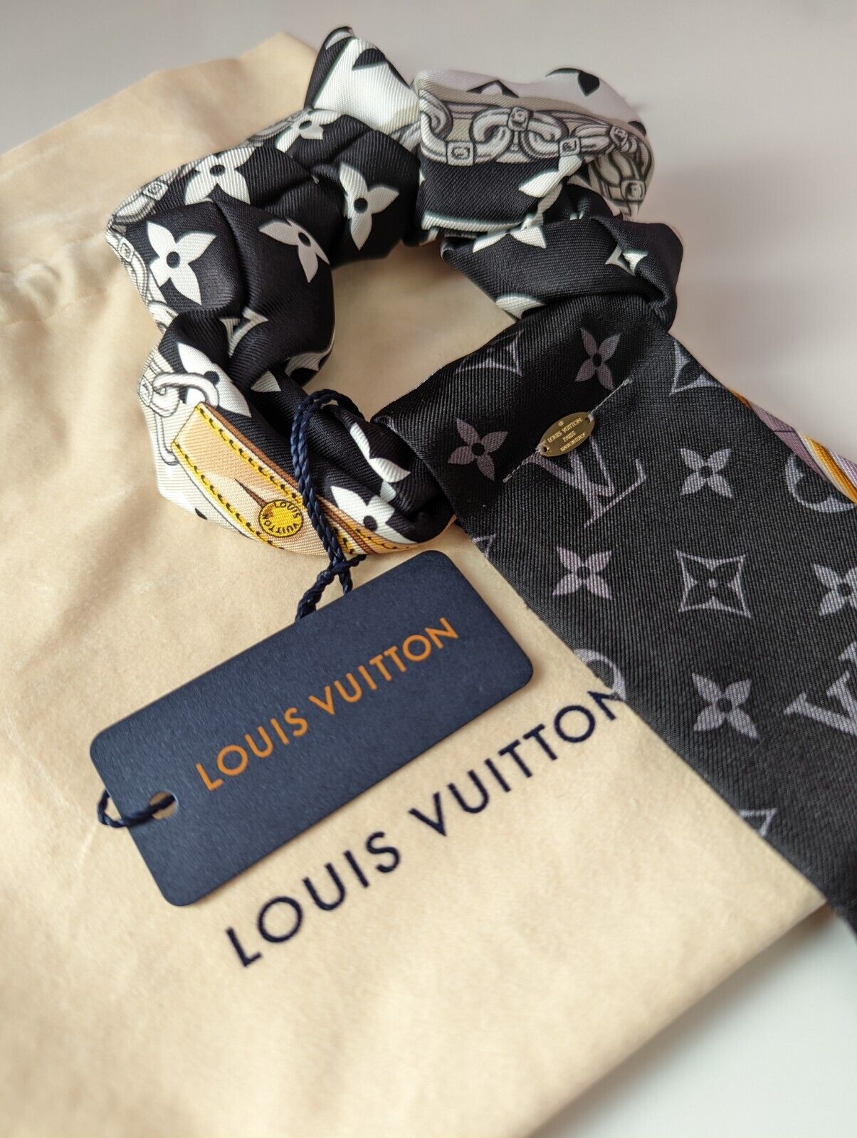 gucci louis vuitton scrunchie