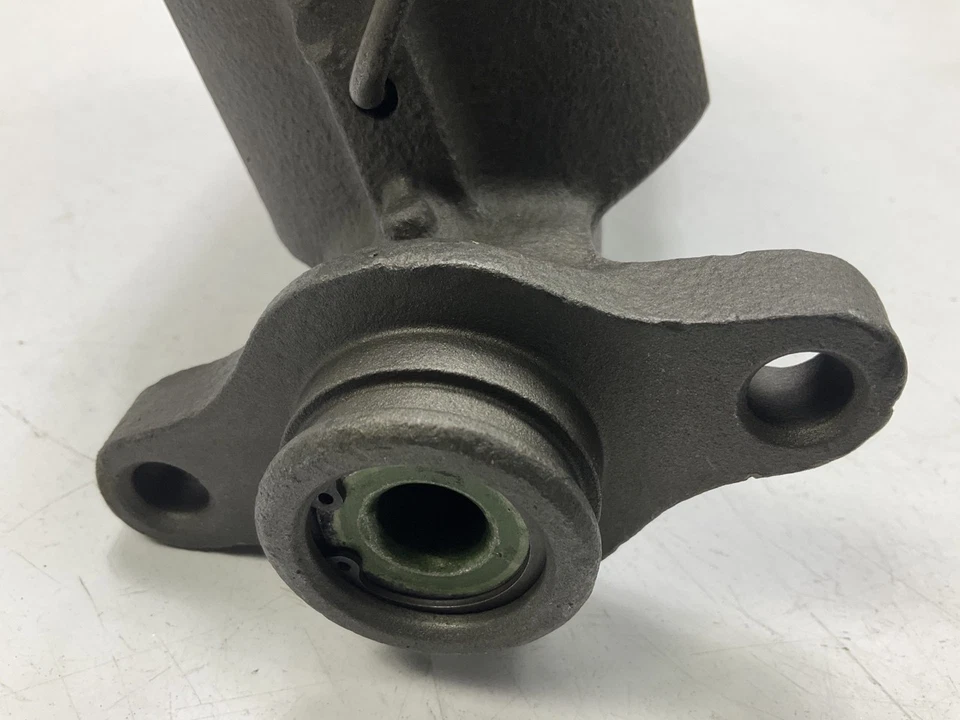 REMAN. Cilindro maestro de freno Cardone 10-1681 para Ford Bronco 1976-1977 4x4 Foto 3 de 4