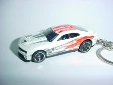 HOT 3D WHITE RACING CHEVROLET CAMARO ZL1 CUSTOM KEYCHAIN key keyring hot wheels