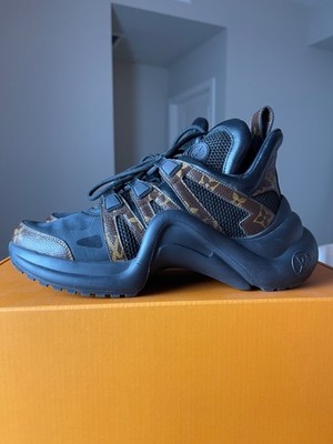 Size 6.5 - Louis Vuitton LV Archlight Black