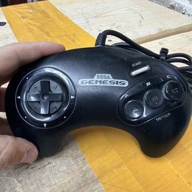 OEM Sega Genesis 3 Button Controller Model 1650 Tested Working Original
