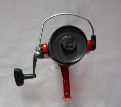 Abu Garcia red 556 high speed spinning reel made in Sweden | eBay