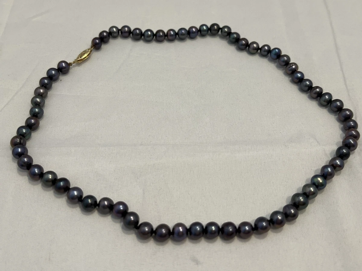 Vintage Lustrous Firey Ideal Cut Knotted Black Pearl Necklace 17