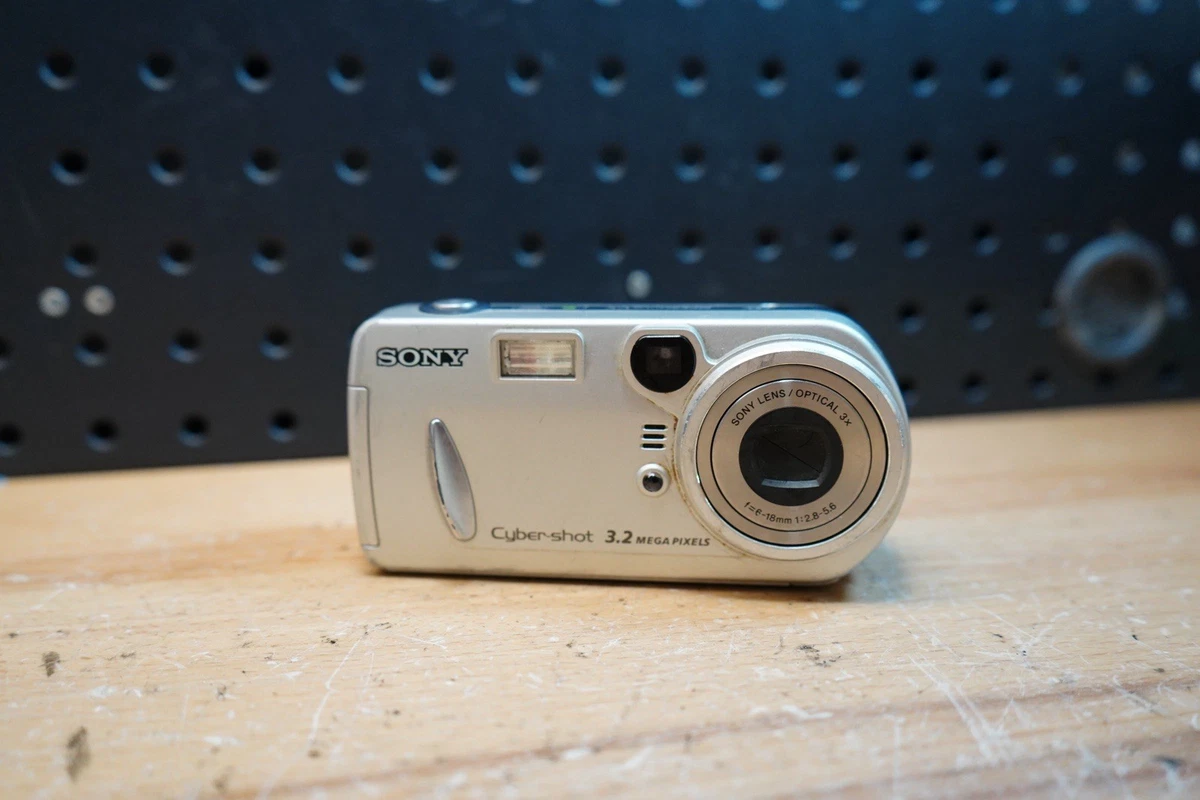 Sony Cyber-shot DSC-P72 Digital Cameras with Audio Recording for