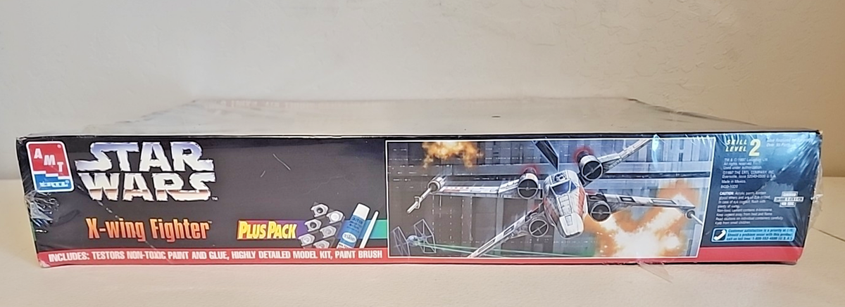 特撮 amt X-WING Fighter Plus Pack Vintage AMT 1997 Star Wars X Wing Fighter Model Kit 8433