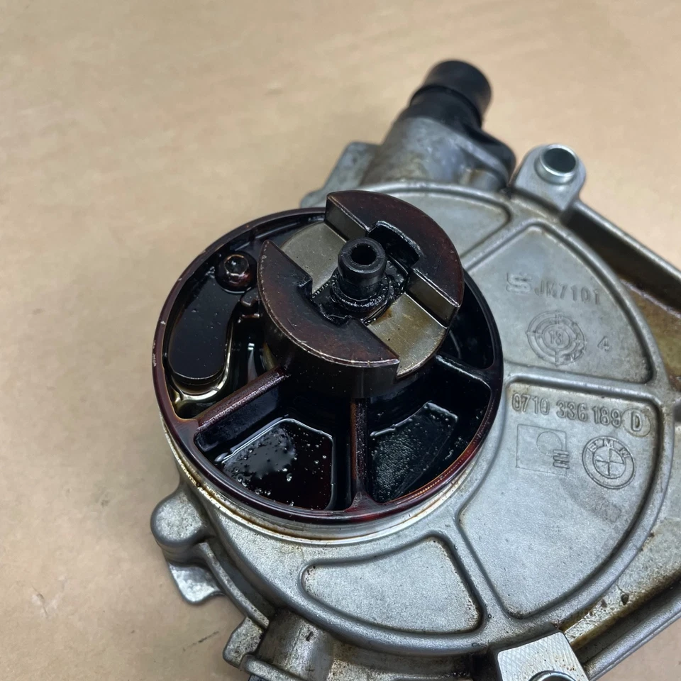BMW 228i 328i 428i 528i F22 F30 F32 F36 F10 N20 N26 2012-18 bomba de vacío OEM Foto 4 de 4