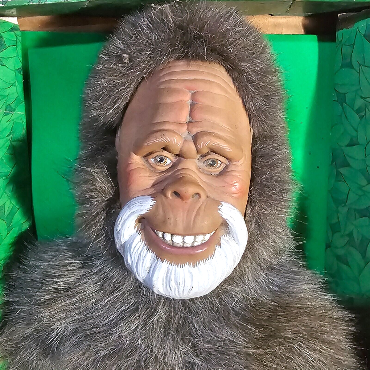 VINTAGE HARRY AND THE HENDERSONS DOLL BIG FOOT 1990 NIB GALOOB 18