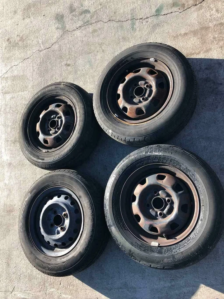 2001 HYUNDAI ACCENT Wheel Rim And Tire 175/70R13; Steel Wheel Rin Set of four *J - Image 2 of 4