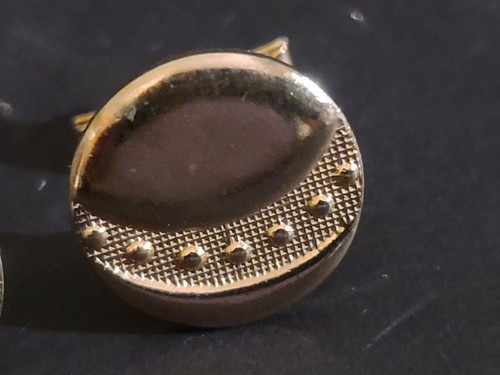 Vintage (LOT OF 2) Brass Plated Cuff Links That Look Like Basketballs - Picture 3 of 5