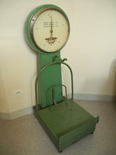 ancienne balance industrielle Testut Paris old french scale déco indus atelier 