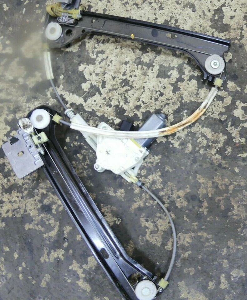 Mercedes-CLA Links Fensterheber Tür vorne 994301210 - Bild 1 von 1