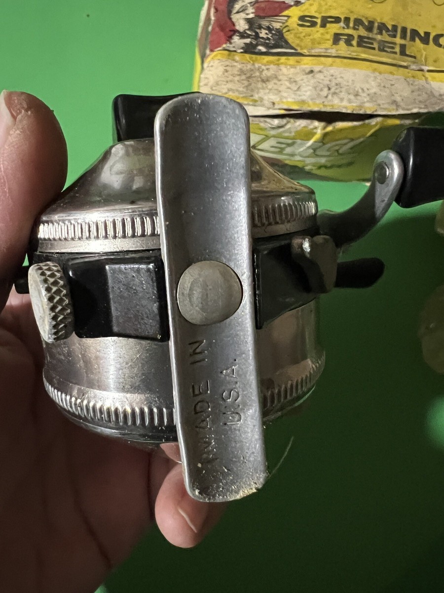 Vintage Chrome Zebco Model 33 Spin Casting Fishing