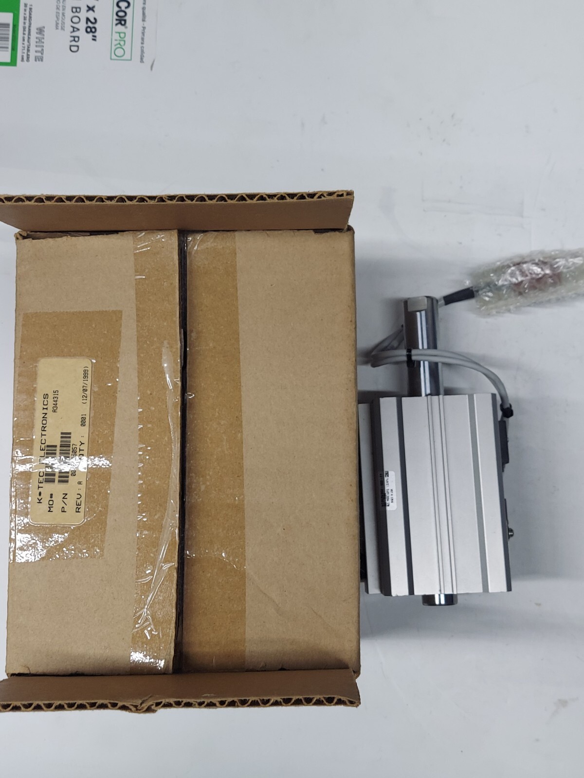 AMAT 0090-35057 SMC NCDQ2WB50-50D-F7 WAFER LIFT CYL W/SWITCH,NEW IN BOX MIA2