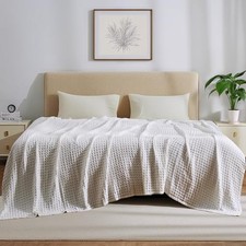 Waffle Blanket - Lightweight Breathable Summer Blanket of 50 Queen White