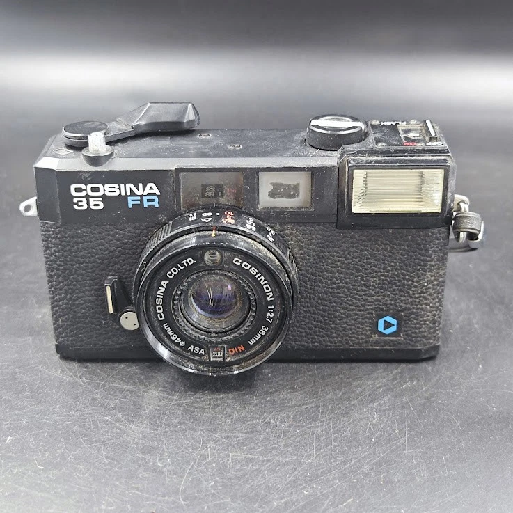 Reflex argentique COSINA CT1 SUPER 35mm MF SLR (monture PENTAX