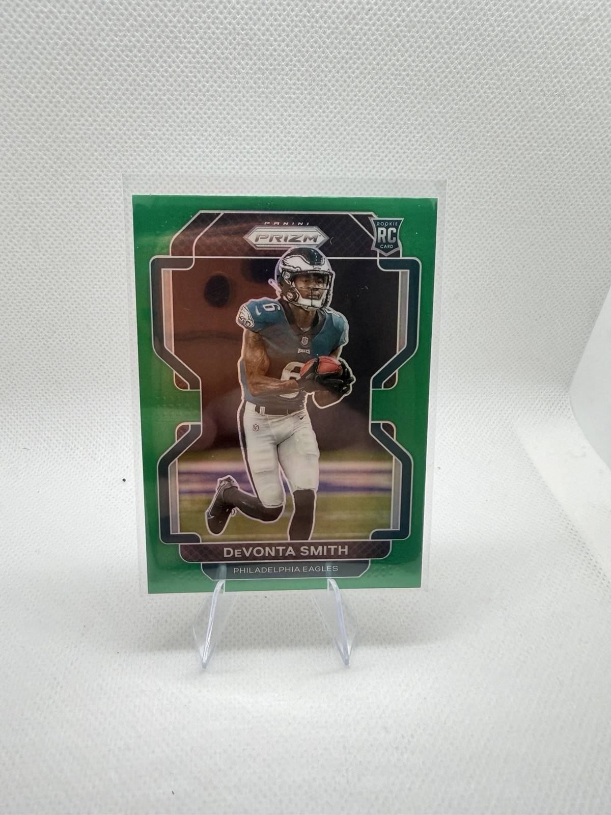 2021 Panini Prizm Rookie Devonta Smith #335 Green Prizm (RC) Color Match