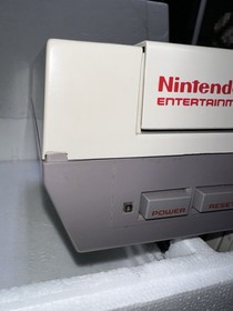 Nintendo Entertainment System Control Deck NES Console In Box