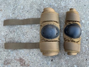 USGI Military USMC Surplus Army Elbow Pads, Coyote Brown w/ Black, Medium, EXC