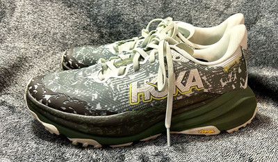 Hoka One One Speedgoat 3 GTX Men's Size 9D Green Athletic Shoes
