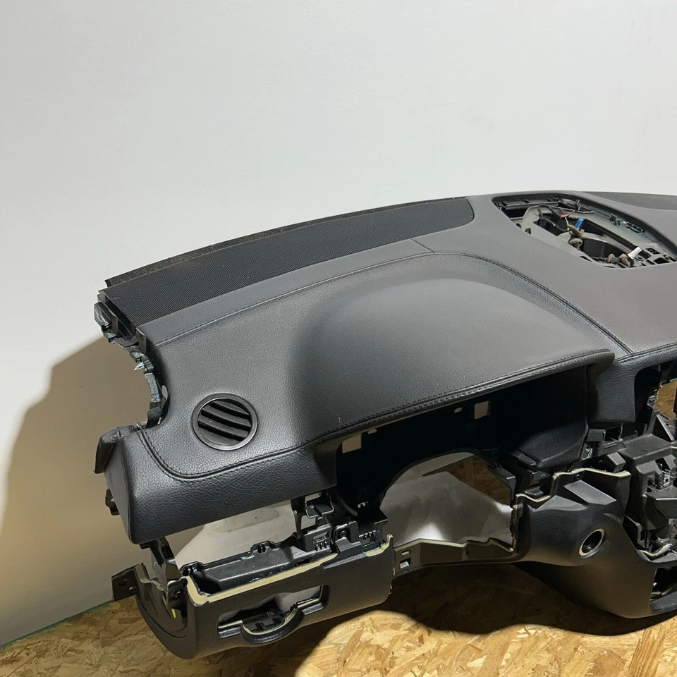 2013-2014 MERCEDES BENZ GL450 X166 FRONT DASHBOARD INSTRUMENT PANEL BLACK OEM - Image 2 of 4