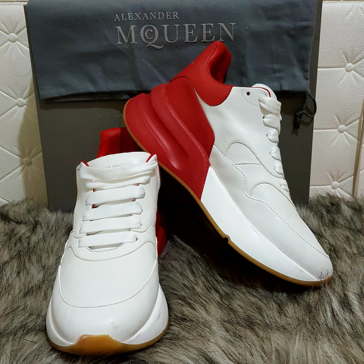 Oversized Sneaker in White/Lust Red