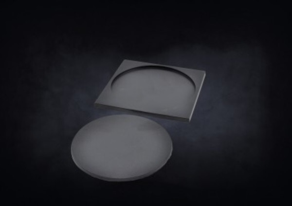 Базы и авианосцы - монстры (англ.)