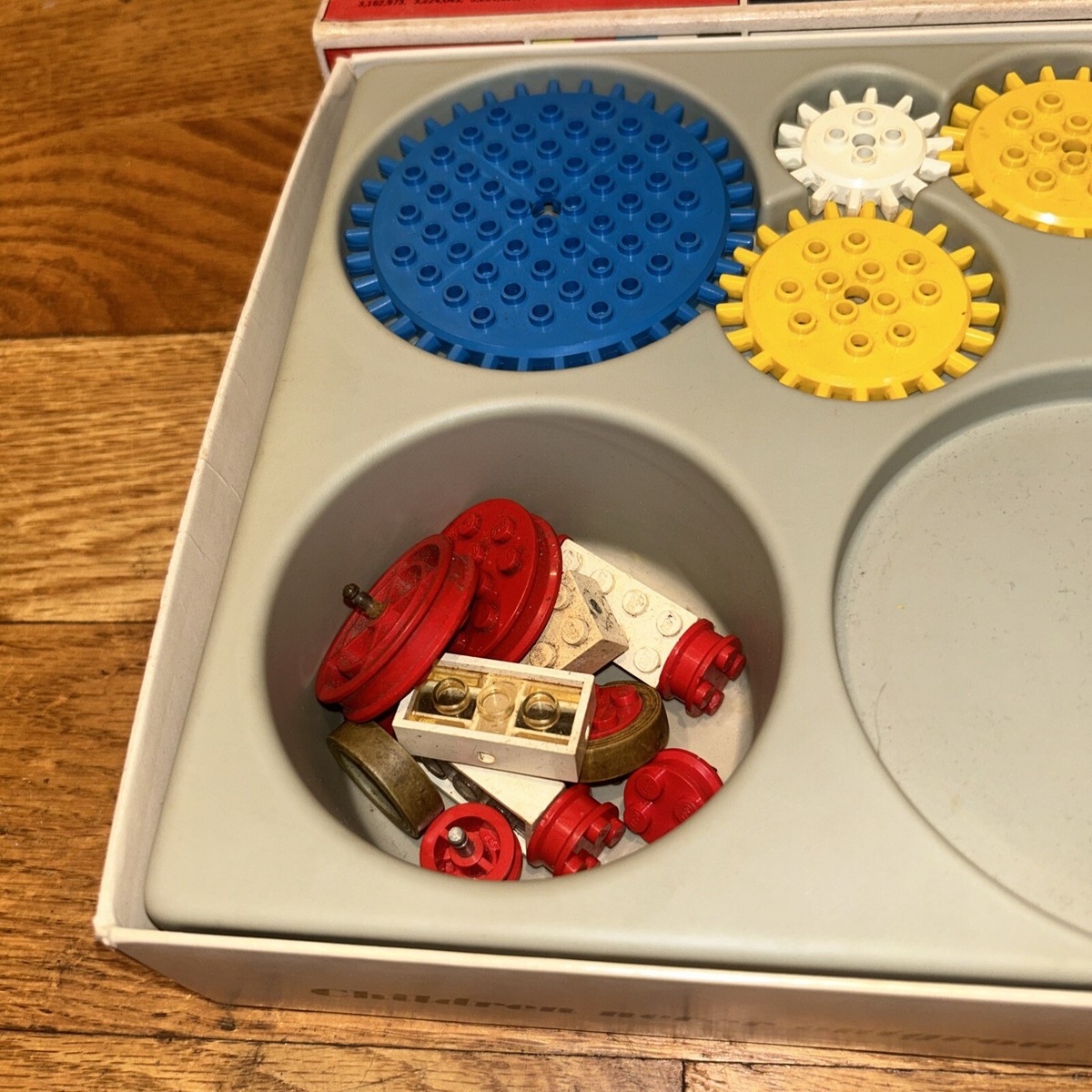 Lego 001-1 Gears Samsonite Universal Building Set 1965 Incomplete