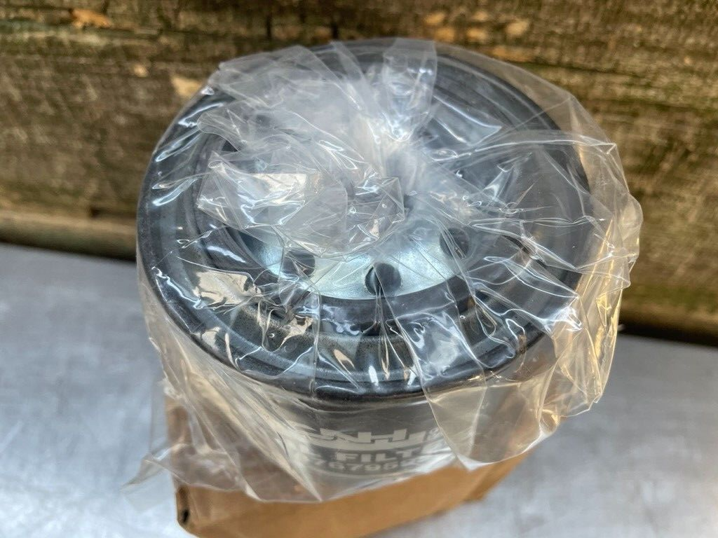 CNH Oil Filter 87679598 | eBay