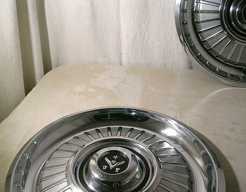 DESOTO FIREDOME, FIREFLITE, FIRESWEEP, 15", 1959, SET OF 2, WHEEL COVERS, OEM - Image 3 of 4