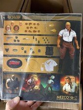 Mezco ONE:12 Doc Savage Deluxe Edition The Man of Bronze Action Figure Model