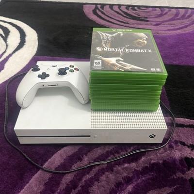 Microsoft Xbox One S White 500GB Bundle - 2  Controllers 8 Games tested/works