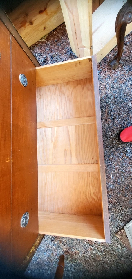 Cómoda antigua Tallboy neoclásica Hepplewhite de 6 cajones Foto 4 de 4