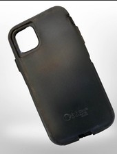 OtterBox Black Plastic Back Case for Apple iPhone 11 Plain Design