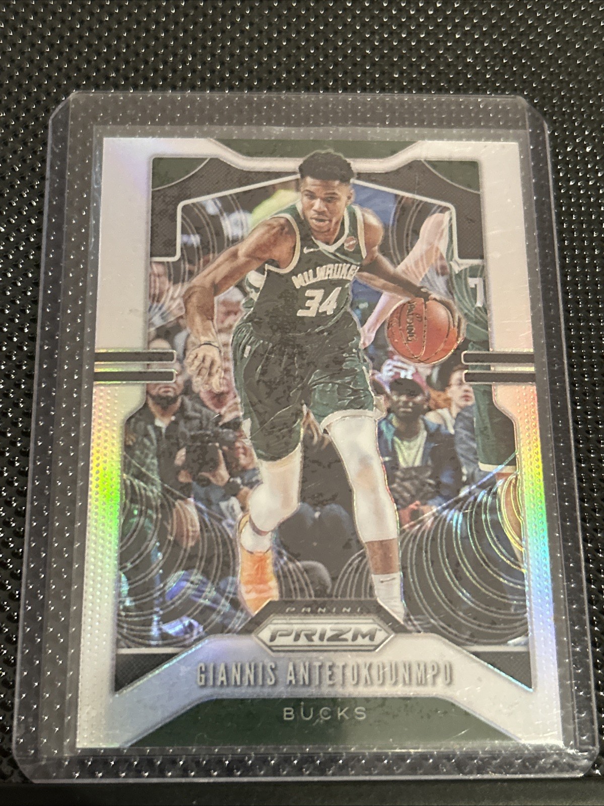 2019-20 Panini Prizm - Giannis Antetokounmpo #152 Silver Prizm
