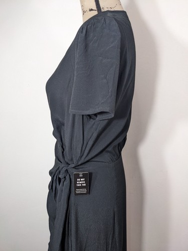 NWT Express Dress Wrap Midi Women Black V Neck Lightweight Short Sleeve M - Picture 7 of 16