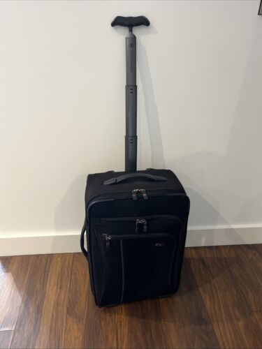 Victorinox Wheeled Case Medium