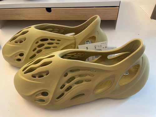 adidas Yeezy Foam Runner RNNR Sulfur GV6775 EU 46