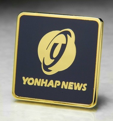 OLYMPIC PINS BADGE 2018 PYEONGCHANG SOUTH KOREA YONHAP NEWS TV MEDIA