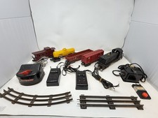 LOT - Lionel Postwar #610 Diesel Loco + Cars Track Transformer Switches - WOW