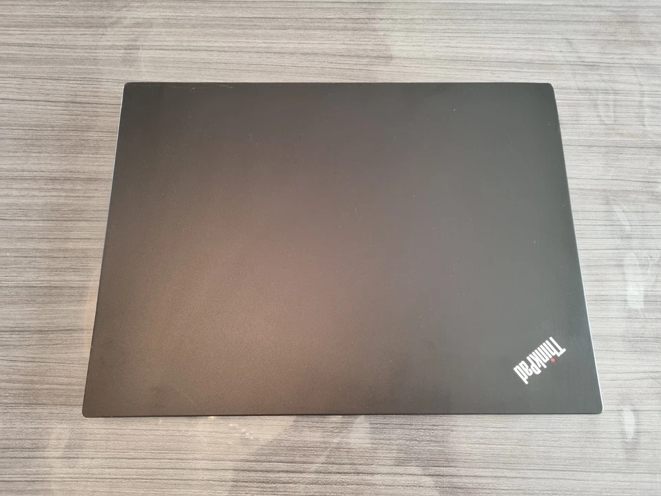Lenovo ThinkPad E490 · i7-8565U · 8GB · 256GB, photo 3 sur 5