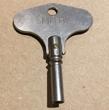 VINTAGE SMITHS CLOCK KEY.