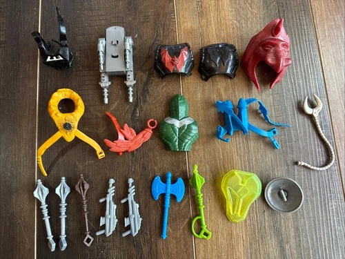 VTG MOTU He Man Masters Of The Universe Weapons Armor Accessories