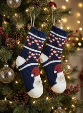 Airplus Women’s Size 5-10 Double Layer Cozy Socks Santa Claus