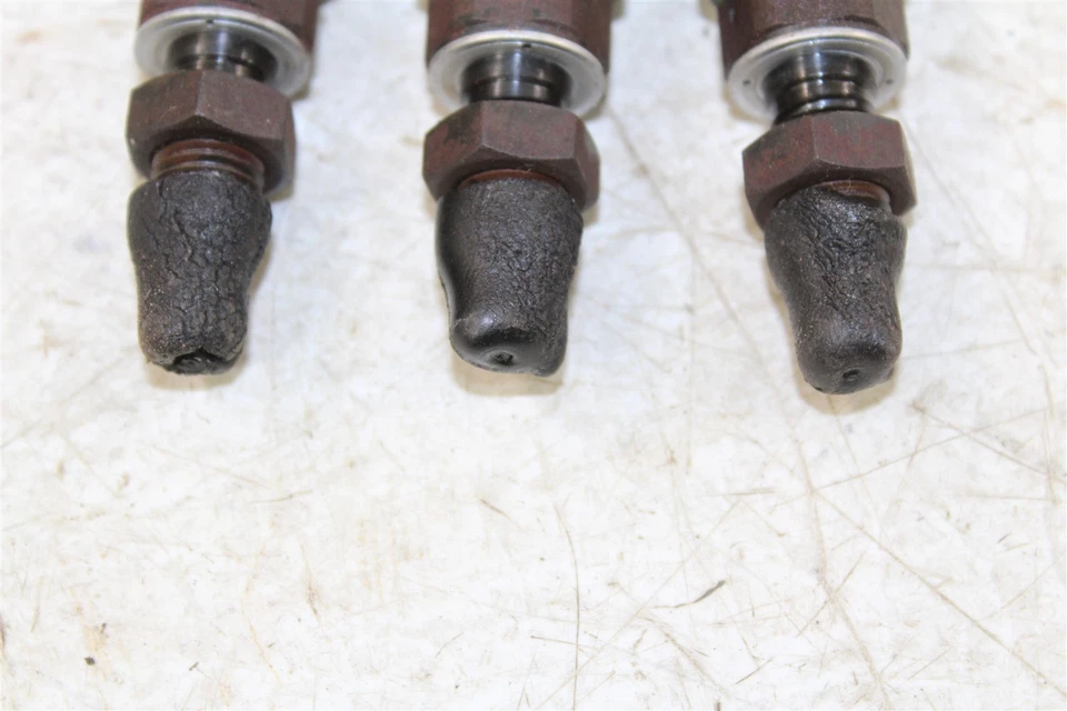 2002 Kawasaki Mule 2510 Diesel 4x4 Fuel Injectors - Image 4 of 4