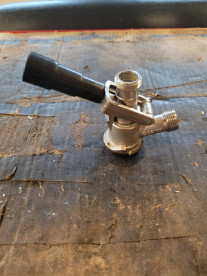 Keg Coupling 