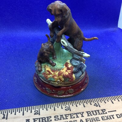 Fetching my Attention by Nigel Hemming The Franklin Mint Dogs Pill Trinket Box