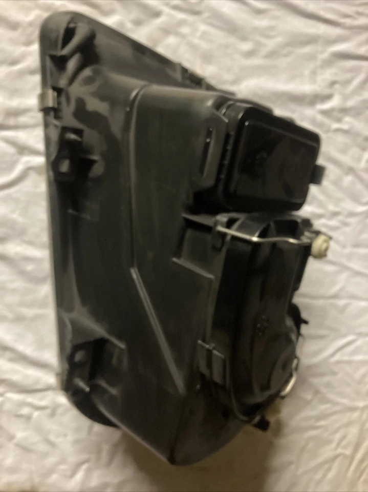 SCHEINWERFER H4 RECHTS OHNE NEBELSCHEINWERFER VW BORA 1J ALLE - Bild 2 von 3